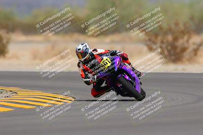 media/Sep-11-2022-SoCal Trackdays (Sun) [[81b7e951af]]/Turn 5 (1110am)/